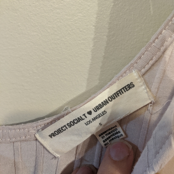 ☀️10/$15☀️ Urban Outfitters Pink Ribbed Tank - Picture 11 of 11